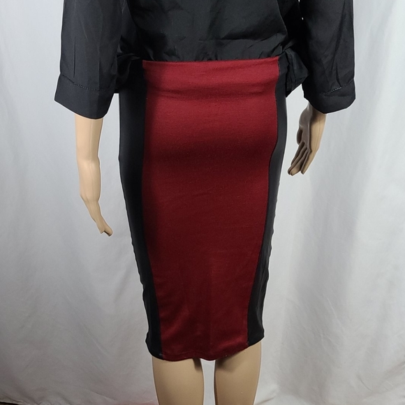 iVamos | Black/Red Midi Vegan Leather Panel Skirt - Picture 5 of 5